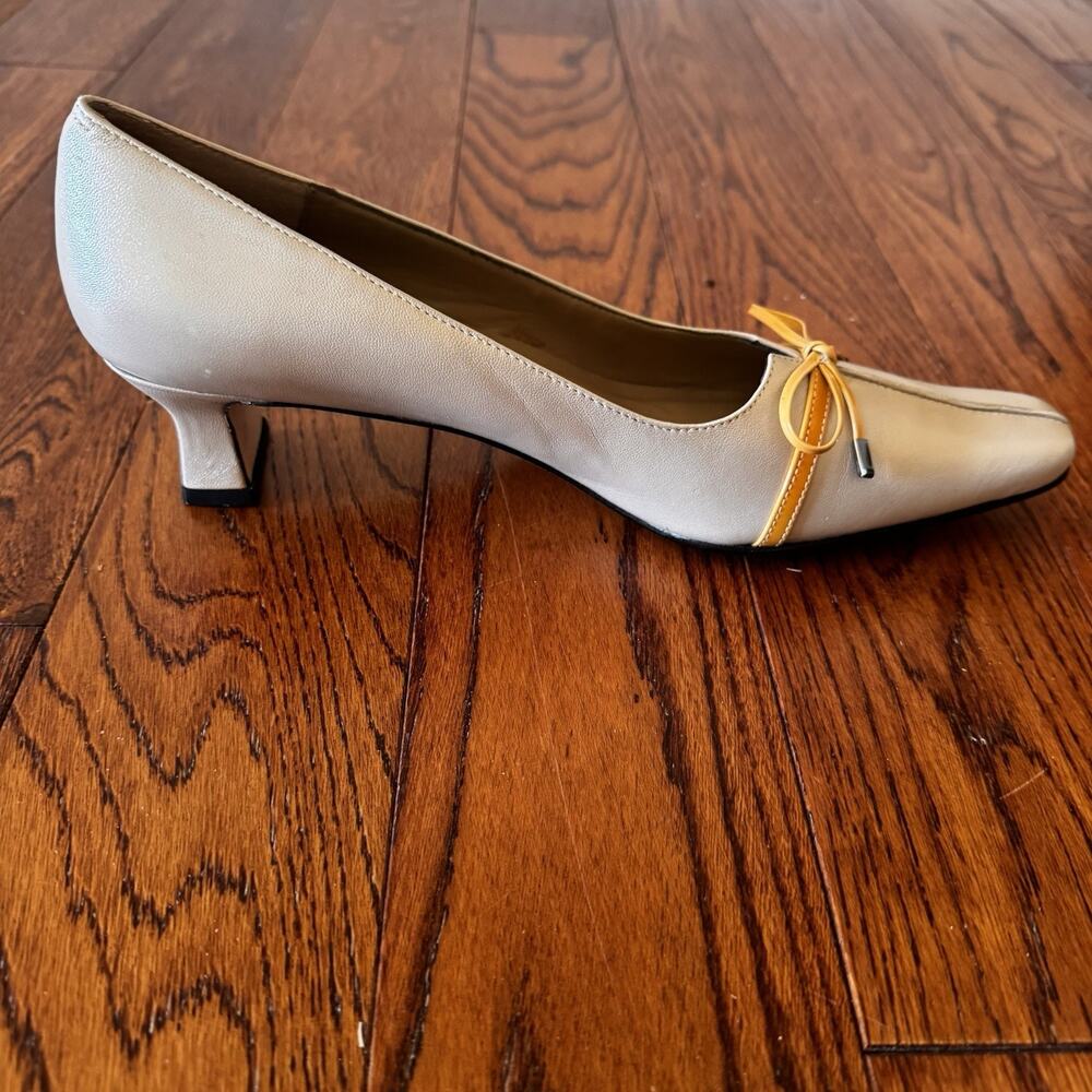 VANELI Women's Shoes 8.5 SS Super Slim Leather Heels Beige Gold Bow Vero Cuoio - Picture 3 of 15